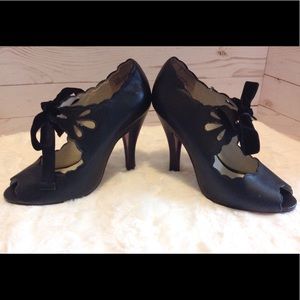 Dolce Mojo Moxi Black Stilettos RETRO LOOK 7 1/2